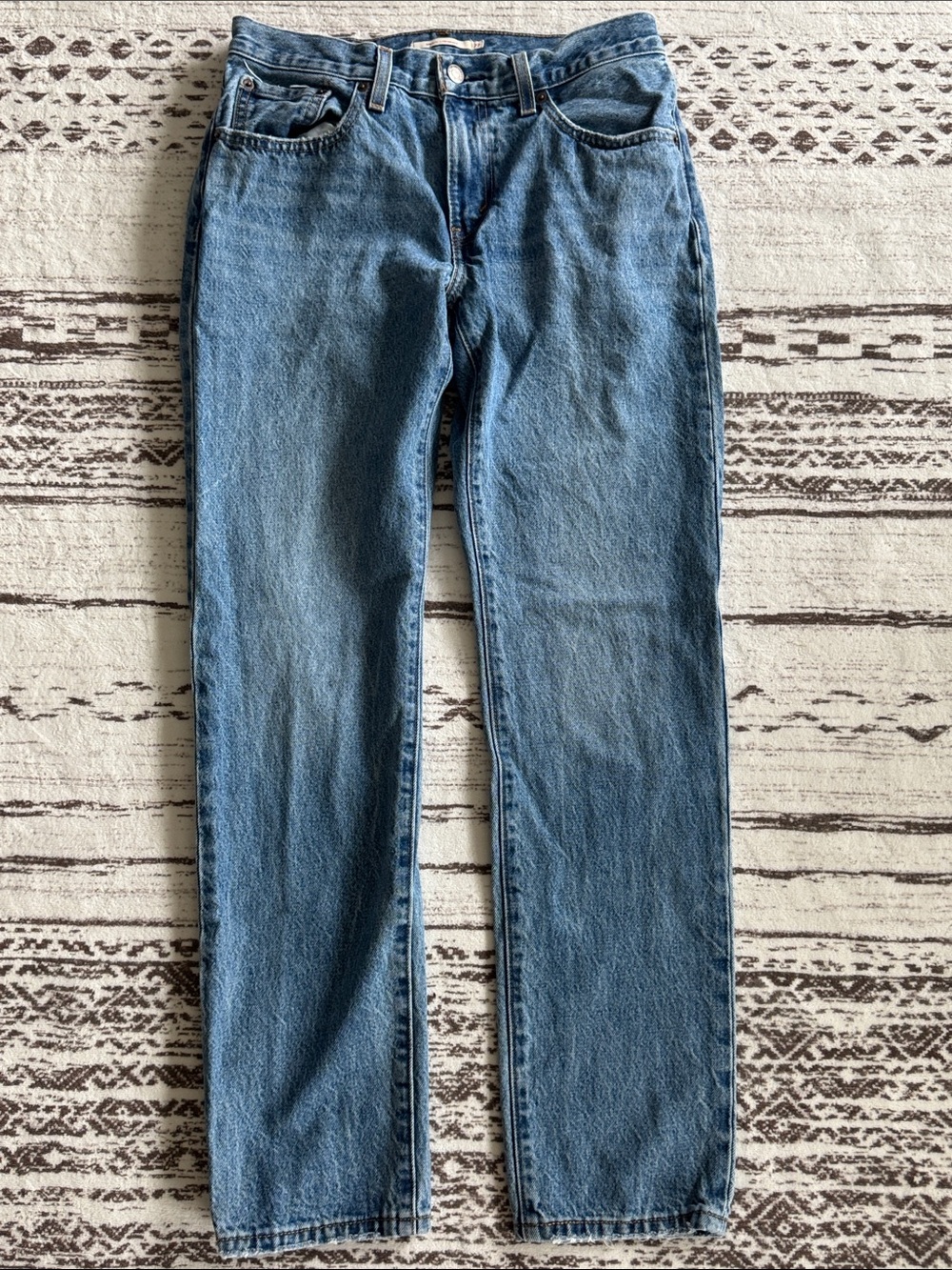 Levi's Straight-Leg Jeans in Medium Blue Wash